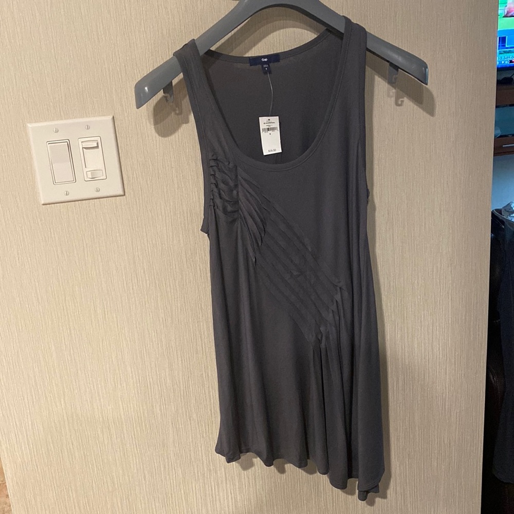 Gap Tank Top